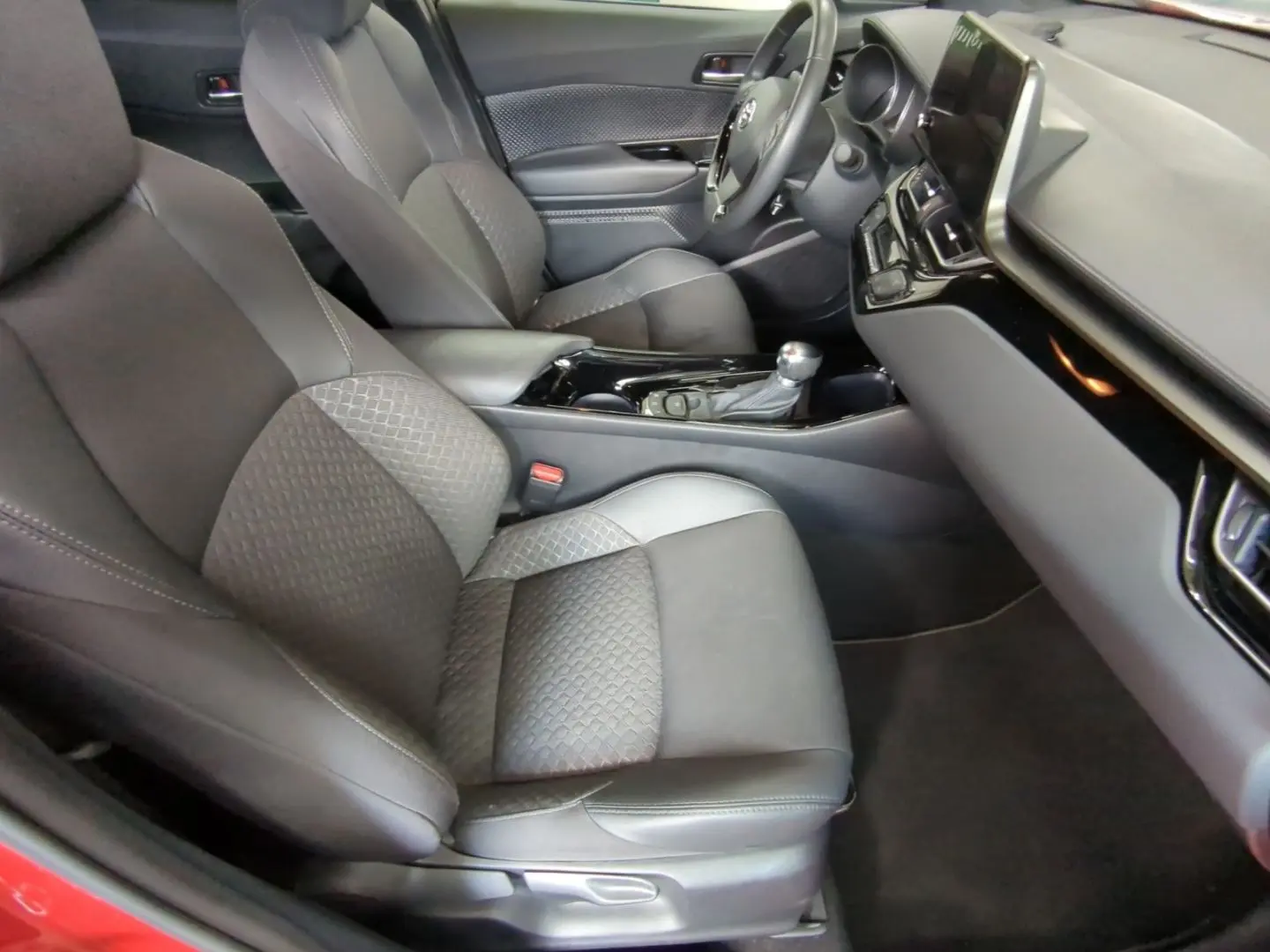 C-HR Hybrid 1.8 EU6d (Syst.122 PS) 5-Türer Team 
