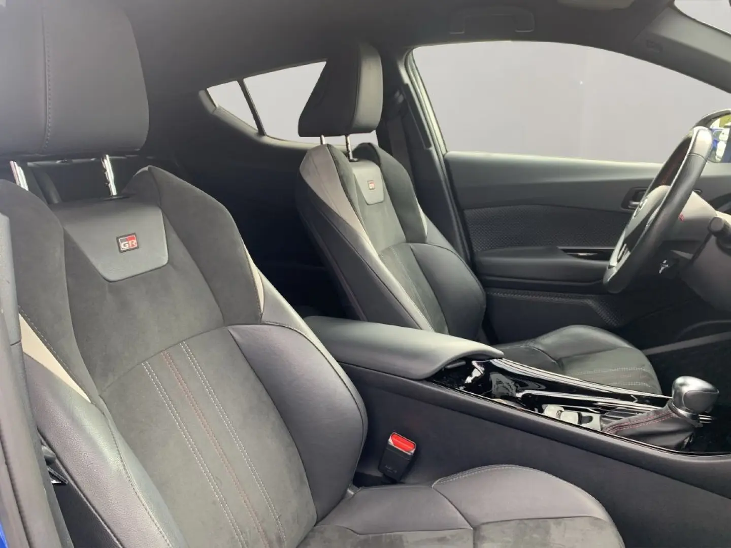 C-HR 2.0 Hybrid GR Sport