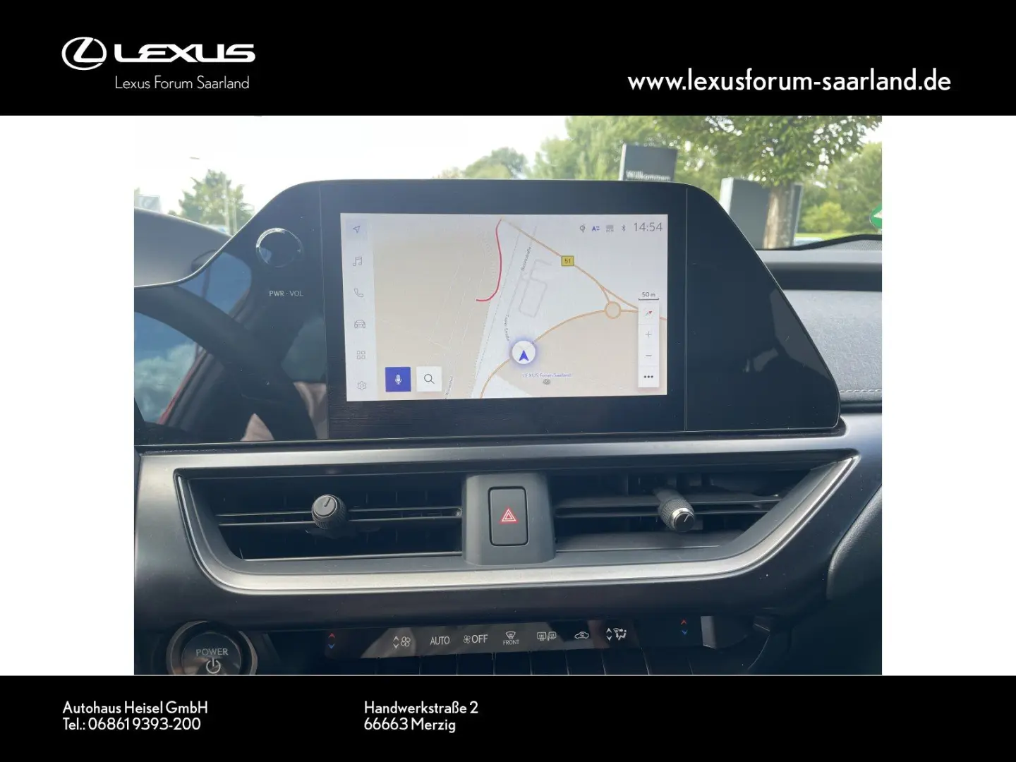 UX 250 h Style Edition