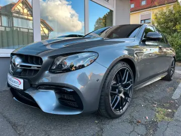 E 63 AMG 4M   Night Beam HUD AGA DriversPackage