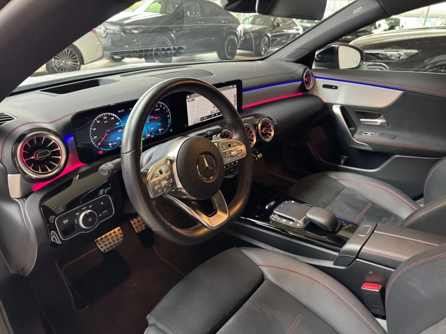 CLA 250e   AMG-Line   Pano   HuD   360