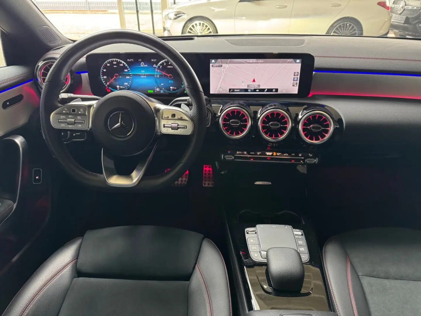 CLA 250e   AMG-Line   Pano   HuD   360