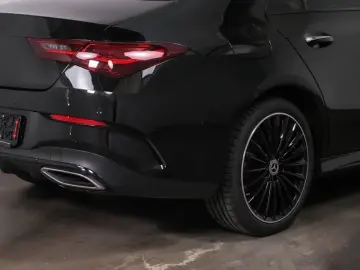 CLA 250 e AMG Night Pano MBUX Kamera LED Tot 19