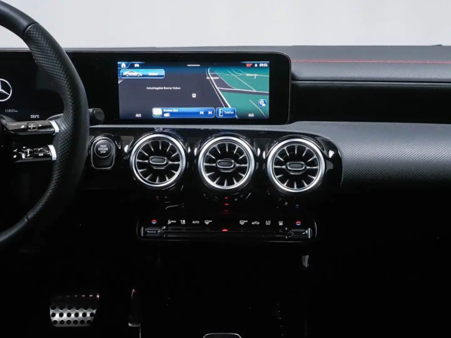 CLA 250 e AMG Night Pano MBUX Kamera LED Tot 19
