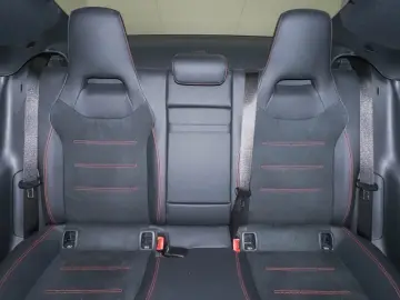 CLA 250 e AMG Night Pano MBUX Kamera LED Tot 19