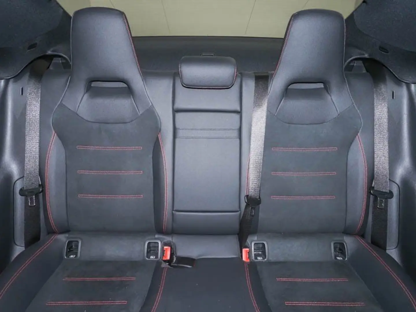 CLA 250 e AMG Night Pano MBUX Kamera LED Tot 19