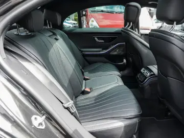 S 580 e 4M PANO BURMESTER MULTIBEAM DISTRONIC