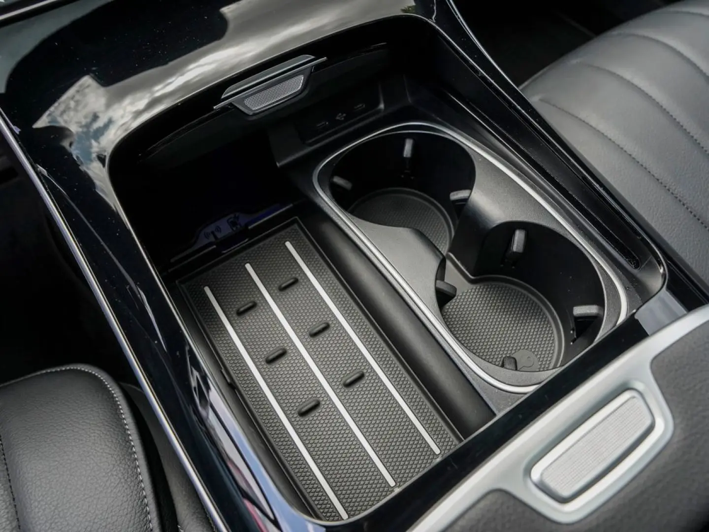 S 580 e 4M PANO BURMESTER MULTIBEAM DISTRONIC