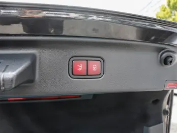 S 580 e 4M PANO BURMESTER MULTIBEAM DISTRONIC