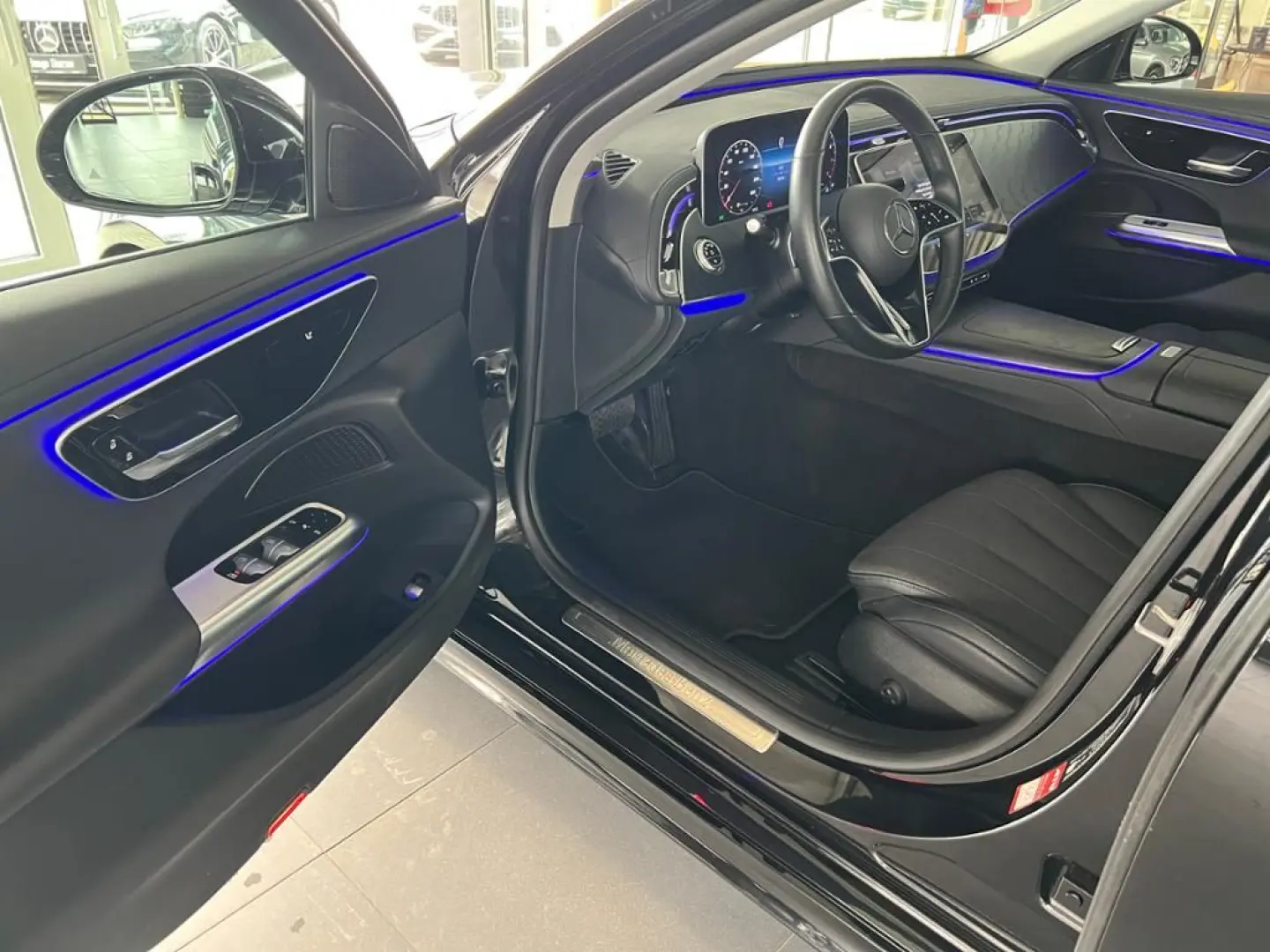 E 200 Avantgarde Pano Distronic MBUX 19Zoll Totw