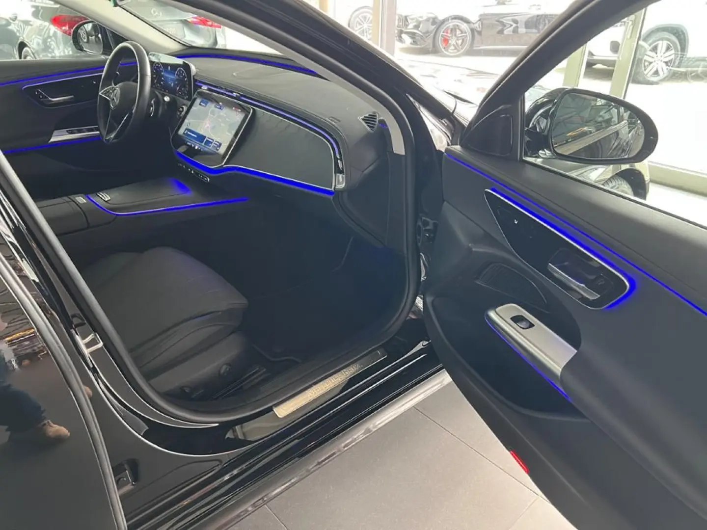 E 200 Avantgarde Pano Distronic MBUX 19Zoll Totw