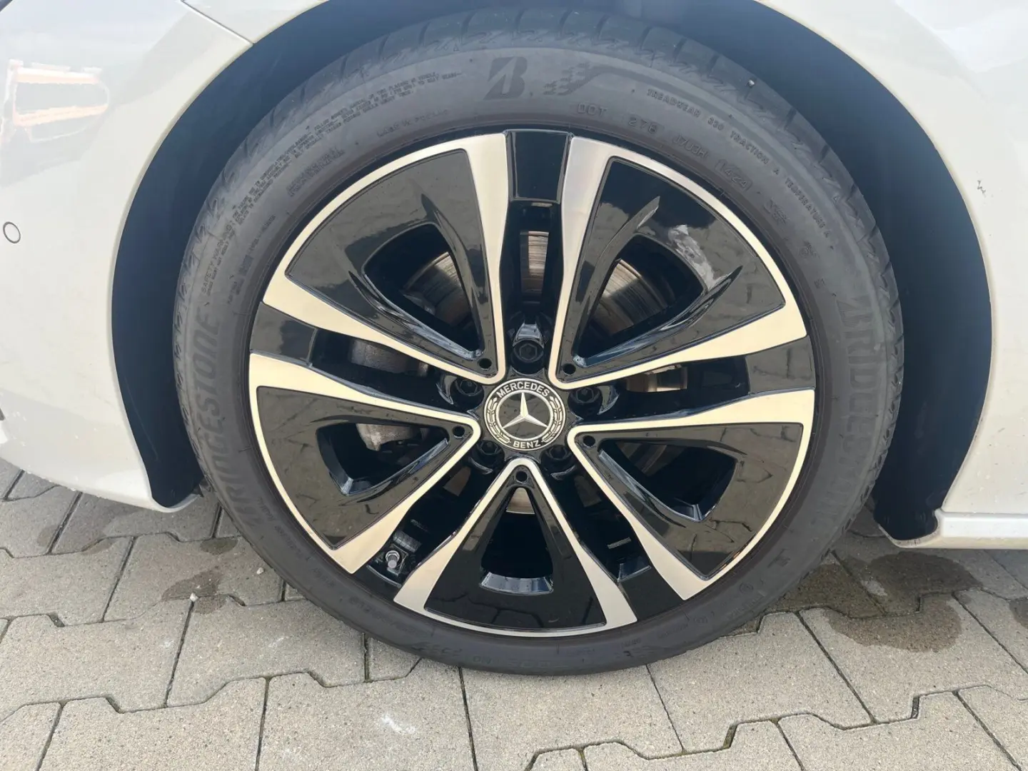 CLA 180 Progressive NAVI PANO RFK LENKRAD-HZG.