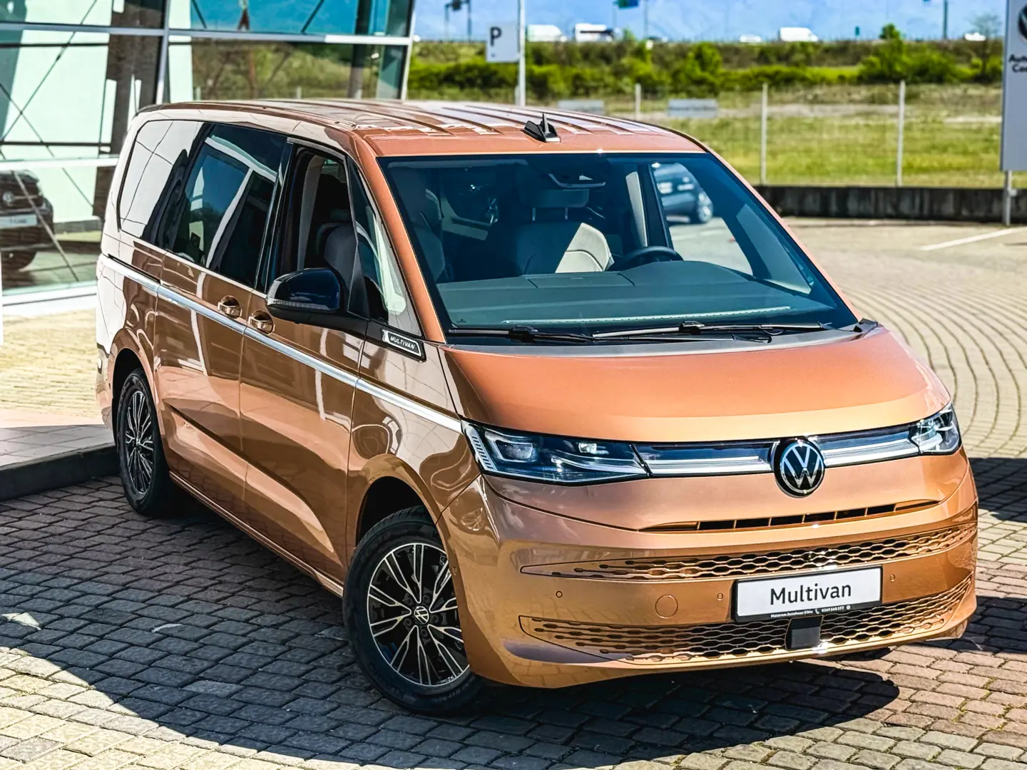 MULTIVAN Style L 2.0 TDI 150 CP DSG