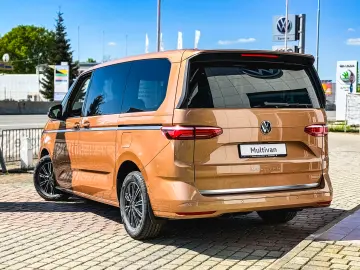 MULTIVAN Style L 2.0 TDI 150 CP DSG