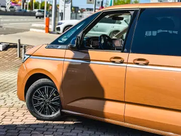 MULTIVAN Style L 2.0 TDI 150 CP DSG