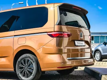 MULTIVAN Style L 2.0 TDI 150 CP DSG