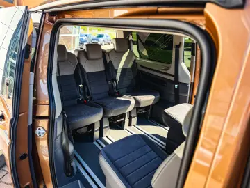 MULTIVAN Style L 2.0 TDI 150 CP DSG