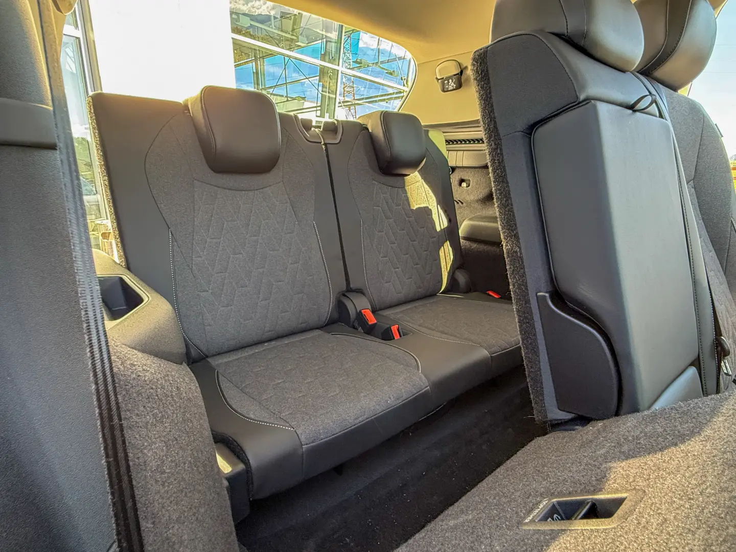 Tayron Life 2.0 TDI 193CP DSG 4Motion 7 LOCURI