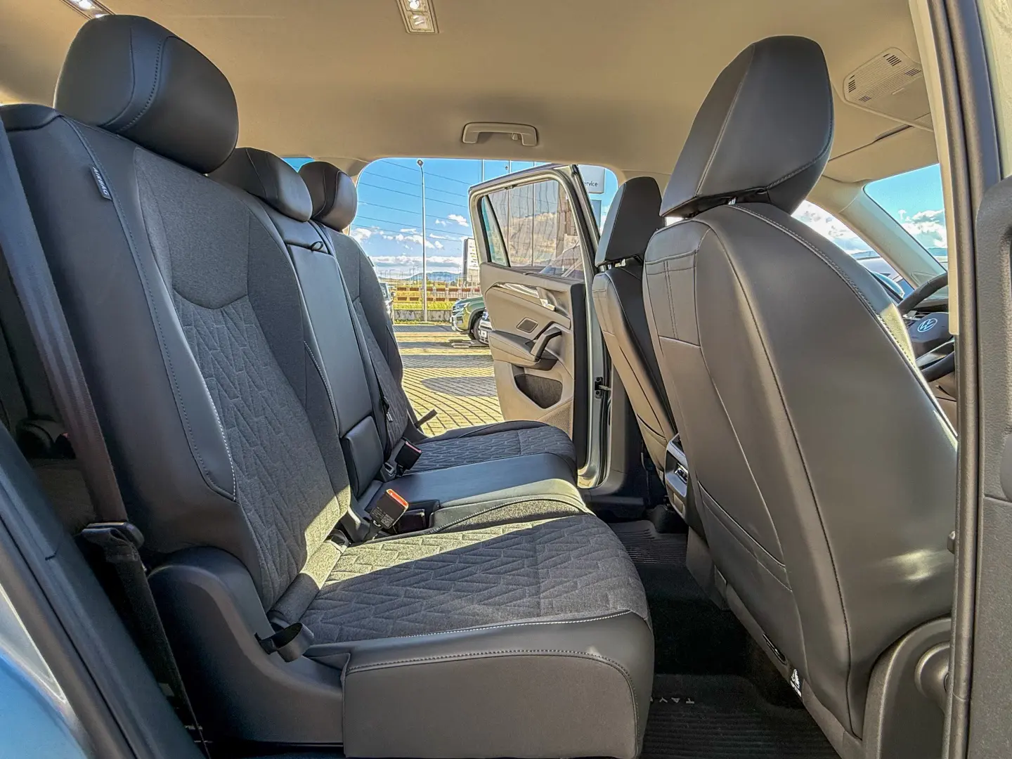 Tayron Life 2.0 TDI 193CP DSG 4Motion 7 LOCURI