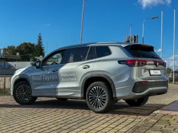 Tayron Life 2.0 TDI 193CP DSG 4Motion 7 LOCURI