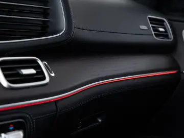 Mercedes Benz GLE 400d AMG-LINE