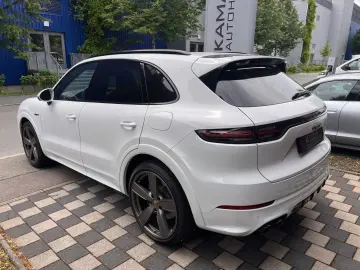 Cayenne E-Hyb. Platinum Ed. #SPORTDESIGN! 22