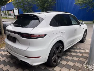 Cayenne E-Hyb. Platinum Ed. #SPORTDESIGN! 22