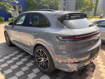 Cayenne E-Hyb #SPORT DESIGN! INNO! 360KAM! AHK!