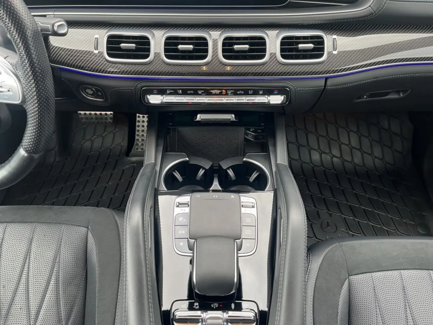 Mercedes Benz GLE 63 S AMG 4M+ Coupé HuD