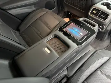Mercedes Benz GLE 63S AMG 4M+  TV 3D-BURMES HUD PANO