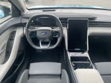 Explorer BEV 77kWh *HUD*360°*Wärmepumpe*AGR-Sitz