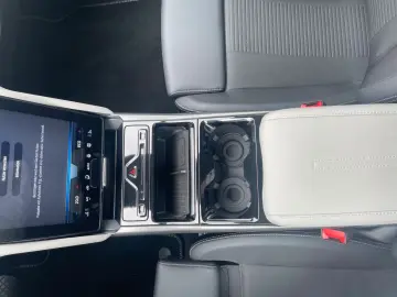 Explorer BEV 77kWh *HUD*360°*Wärmepumpe*AGR-Sitz