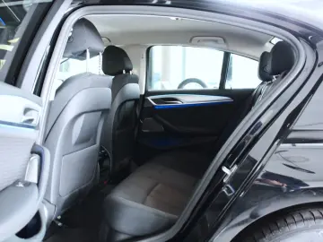 520d (G30) *LED*Harman&Kardon*Live Cockpit Prof