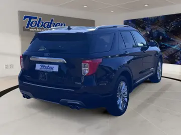 Explorer Plug-in-Hybrid Platinum + Panorama + 7 