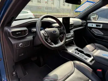 Explorer ST-Line Plug-in-Hybrid 4x4 3.0 V6