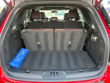 Explorer 3.0 EcoBoost Plug-in-Hybrid Platinum /P