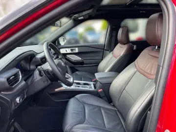 Explorer 3.0 EcoBoost Plug-in-Hybrid Platinum /P