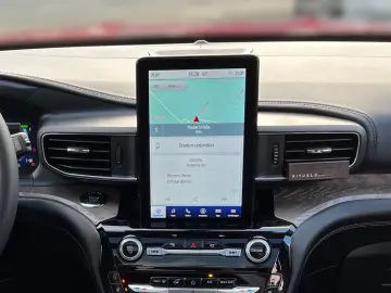 Explorer 3.0 EcoBoost Plug-in-Hybrid Platinum /P