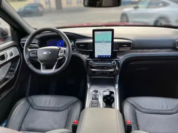Explorer 3.0 EcoBoost Plug-in-Hybrid Platinum /P