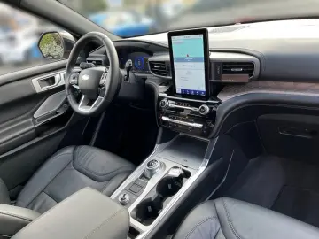 Explorer 3.0 EcoBoost Plug-in-Hybrid Platinum /P