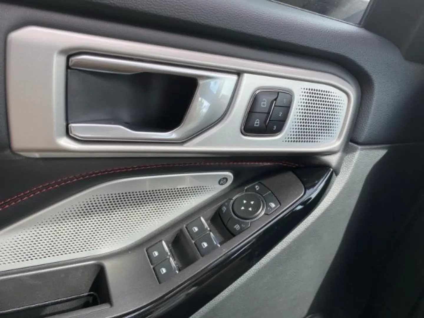 Explorer 4x4 3.0 EcoBoost PHEV ST-Line 7-Sitzer 
