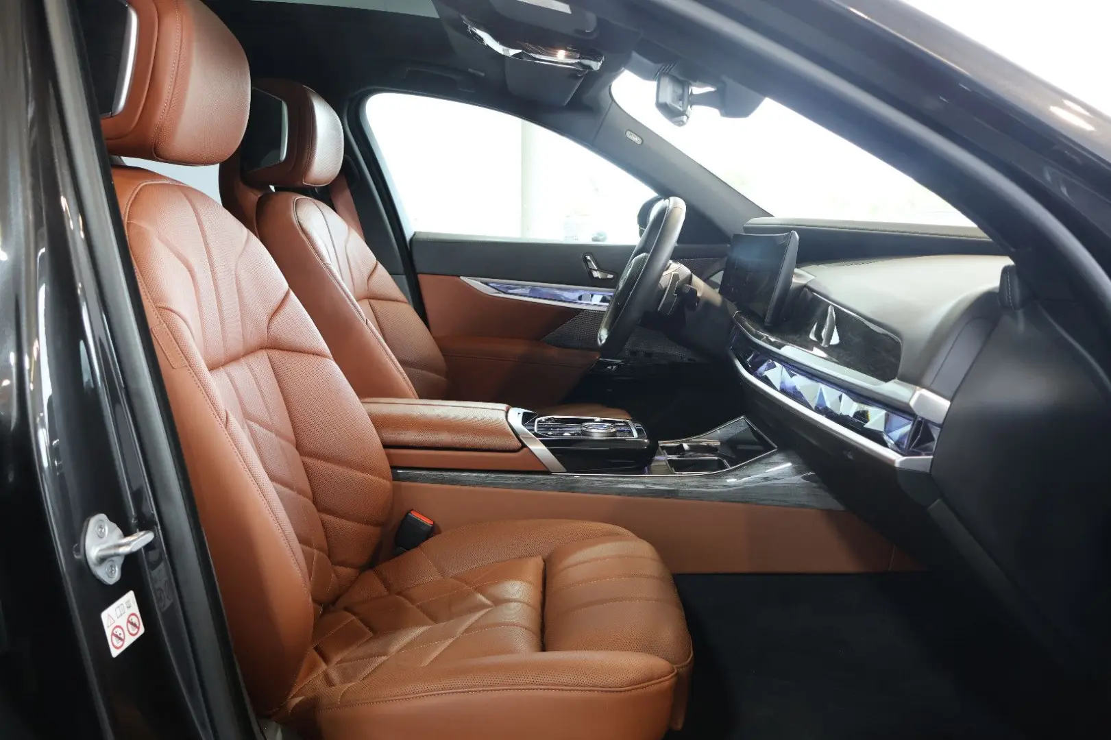 BMW 740 d xD Design THEATRE+GLOW+B&W+LUFT+SOFT+PANO