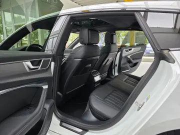 A7 Sportback 40 TDI quattro S Line Optik Schwarz