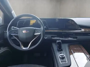 Cadillac Escalade 4WD Sport Platinum