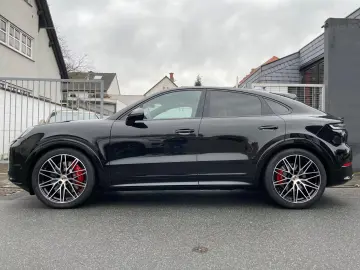 Porsche Cayenne GTS Coupé |HUD|Matrice|ACC|AHK