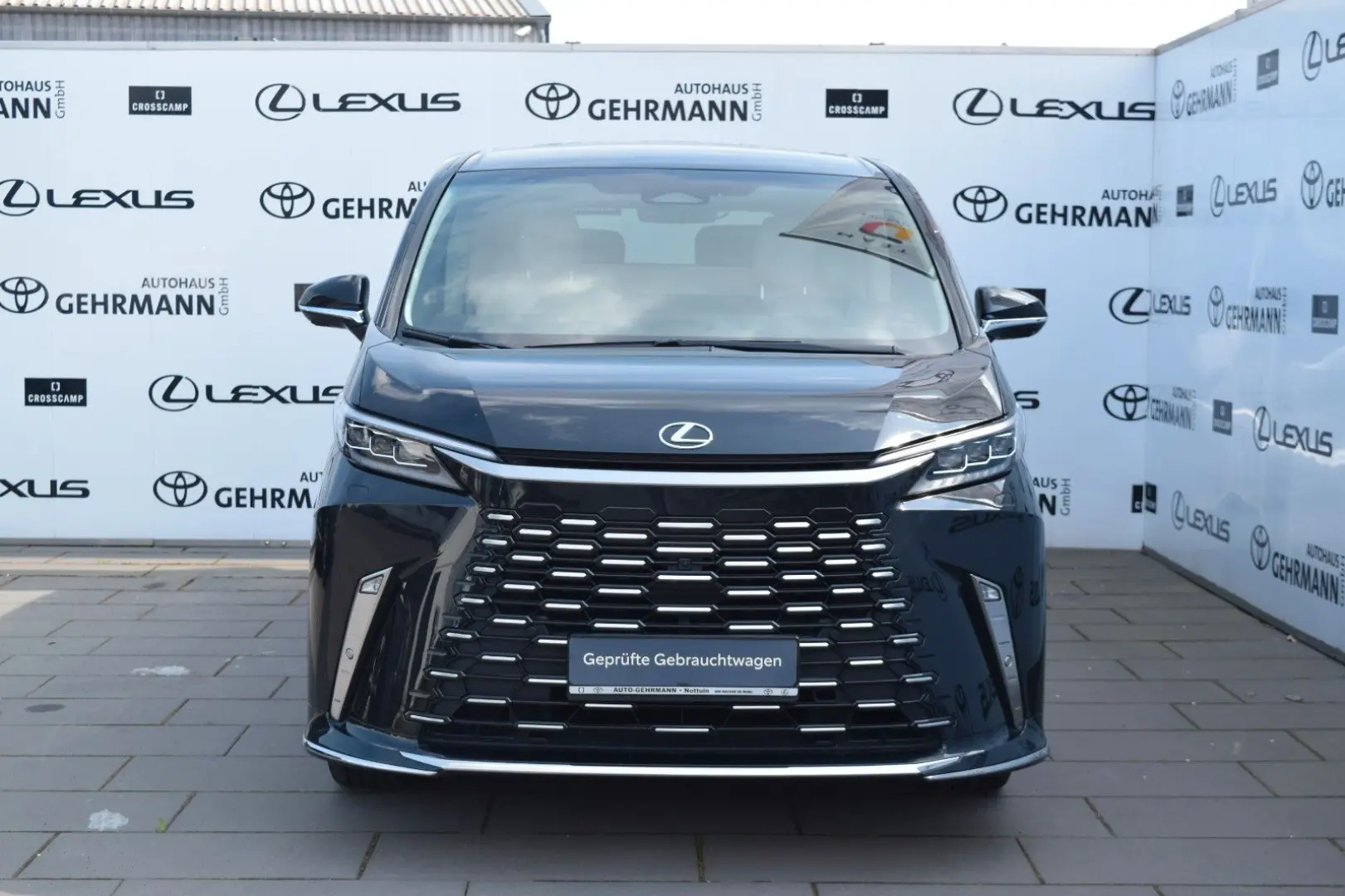 LM 350 h Luxury
