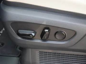 LM 350 h Luxury