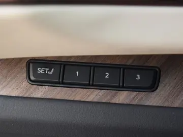 LM 350 h Luxury