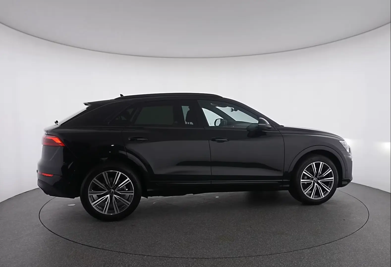 Audi Q8 45 TDI Facelift/HuD/Luft/Air/AHK