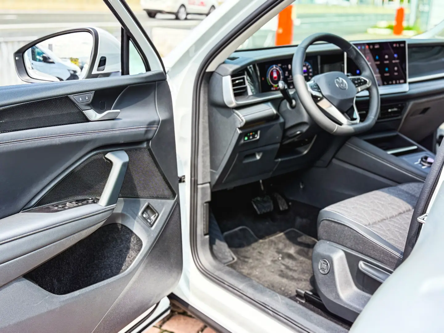 TAYRON Life Plug-in Hybrid 1.5 TSI 204CP DSG